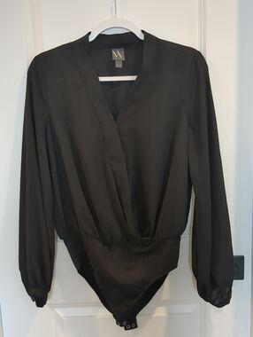 Worthington Black Long Sleeve Surplice Bodysuit | Women's Small